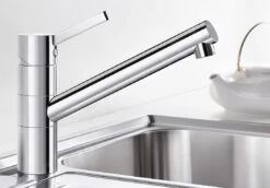 Blanco Tivo - Grifo De Fregadero, Cromo 518414 -Blanco 206313c26c6893954e89d174