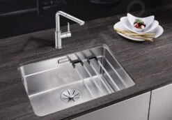 Blanco Lanora S - Grifo De Fregadero Con Salida Extraíble, Acero Inoxidable Cepillado 523123 -Blanco acd71ff3b23c1c493071ec7f