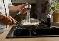 Blanco Wega S - Grifo De Fregadero Con Ducha Extraíble, Negro/cromo 526428 -Blanco bf433fc4e562f30c1afbb344