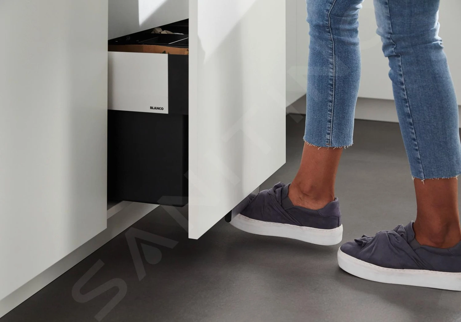 Blanco Select - Cubo De Basura Empotrado, Con Compartimento, Capacidad 42 L 526211 6 Blanco Select - Cubo De Basura Empotrado, Con Compartimento, Capacidad 42 L 526211 - Imagen 4